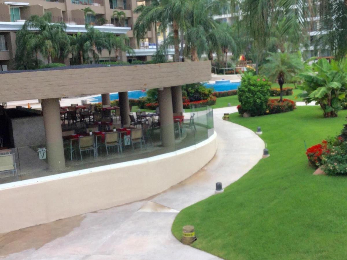 Apartamentos Grand Venetian Puerto Vallarta Exteriör bild