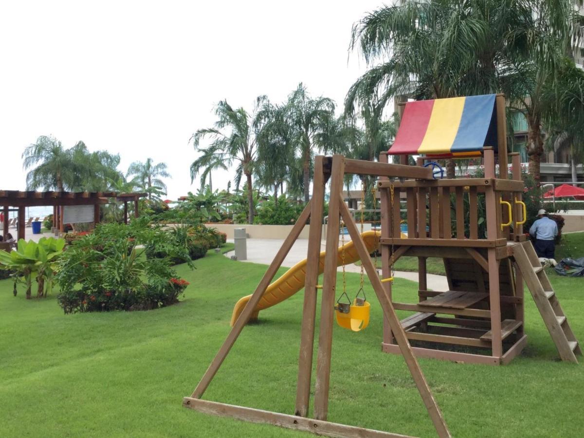 Apartamentos Grand Venetian Puerto Vallarta Exteriör bild