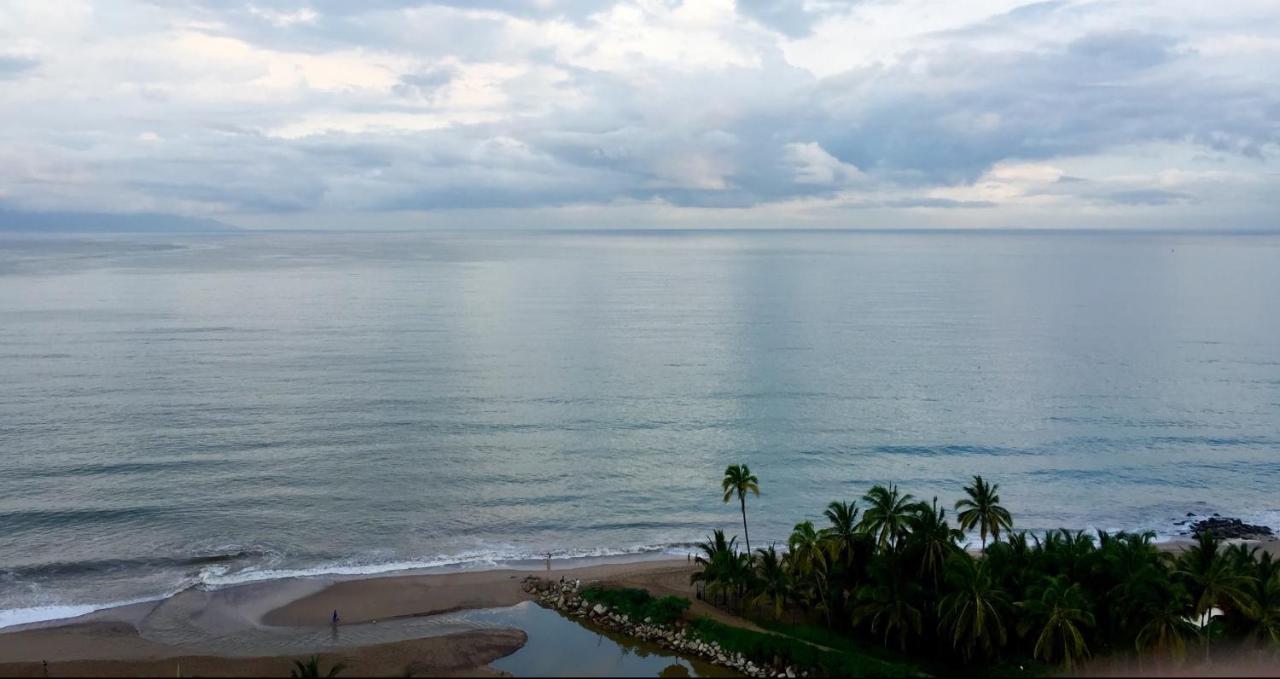 Apartamentos Grand Venetian Puerto Vallarta Exteriör bild