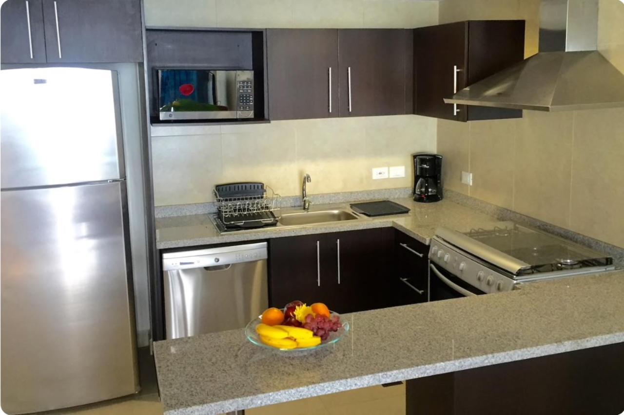 Apartamentos Grand Venetian Puerto Vallarta Exteriör bild