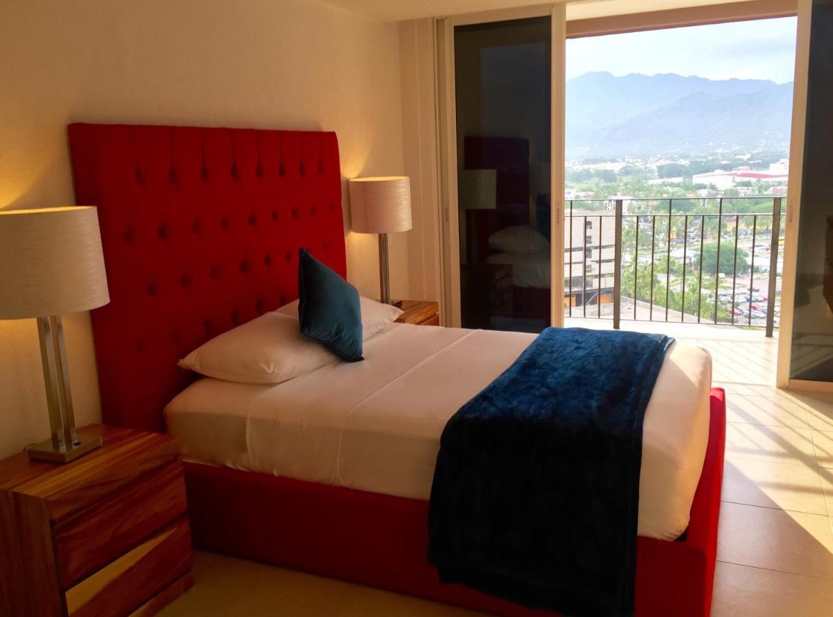 Apartamentos Grand Venetian Puerto Vallarta Exteriör bild