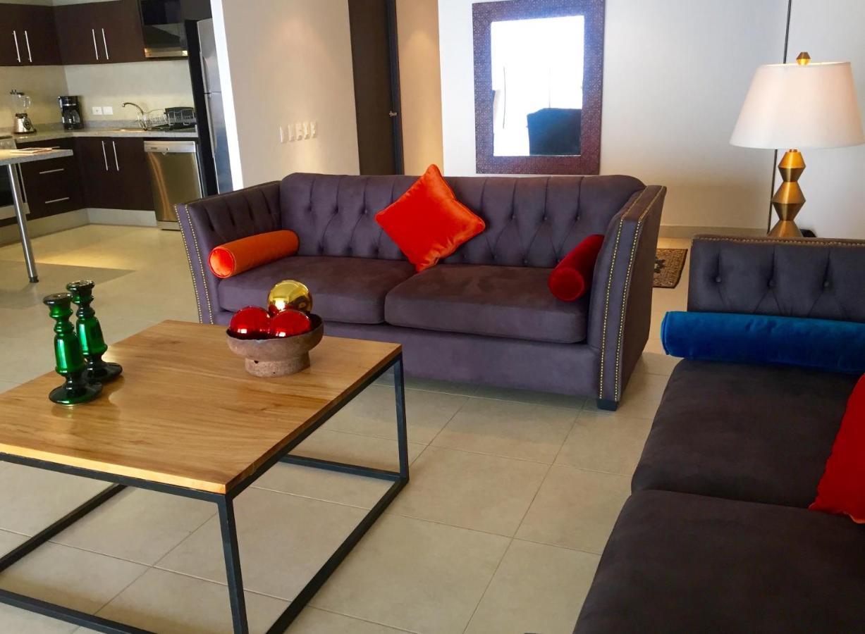 Apartamentos Grand Venetian Puerto Vallarta Exteriör bild