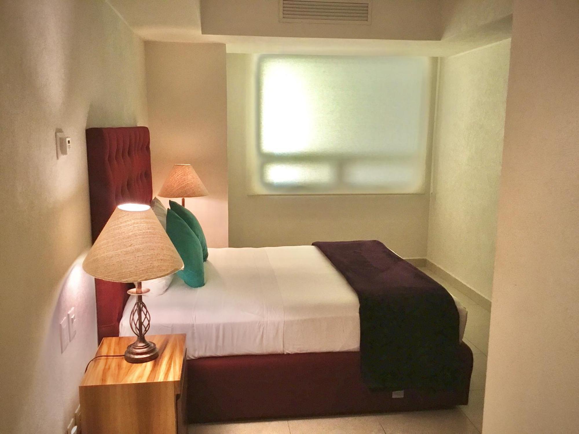 Apartamentos Grand Venetian Puerto Vallarta Rum bild