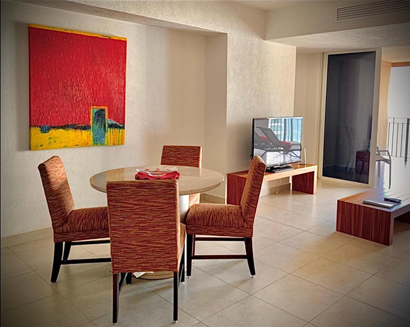 Apartamentos Grand Venetian Puerto Vallarta Rum bild
